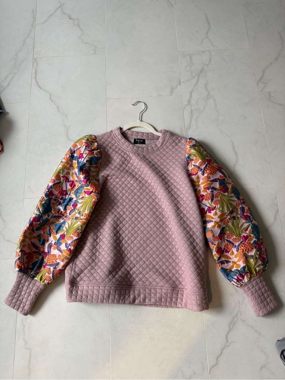 Fate Quilted Mauve Pullover Sweater with Floral Balloon Sleeves